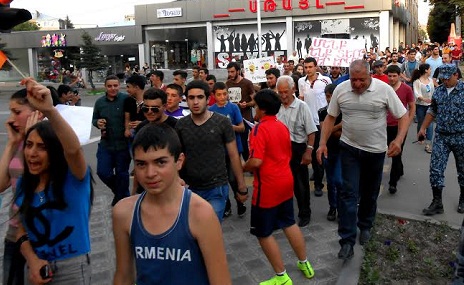 Protesters Continue to March in Vanadzor - PHOTOS